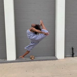 Meet your Posher, Alexis